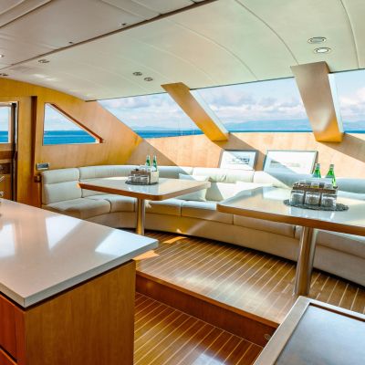 The Clubhouse Yacht 12