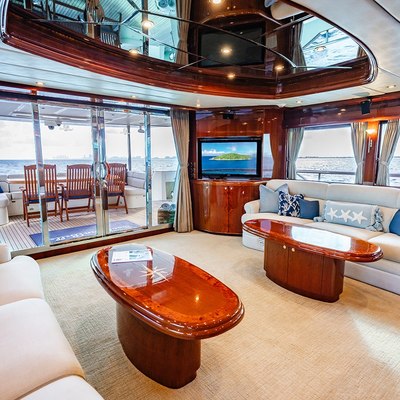 Rhapsody Yacht 15