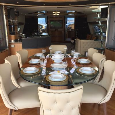 Obsidian Yacht 7