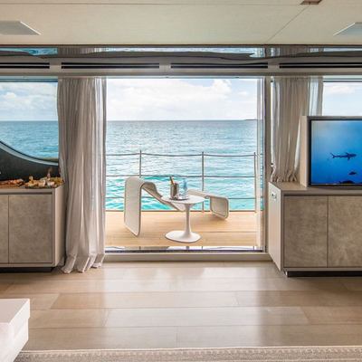 Halcyon Yacht 14
