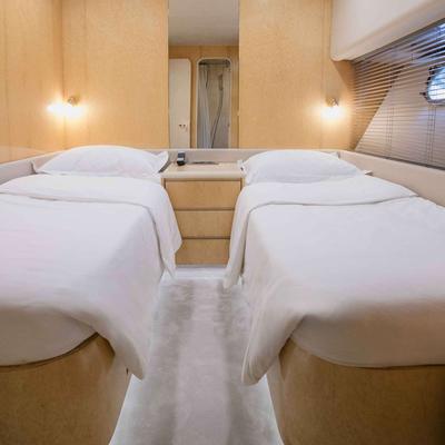 Carino Yacht 13
