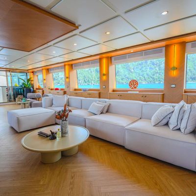 King of The Sea Yacht 13
