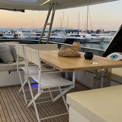 Galux One Yacht 15