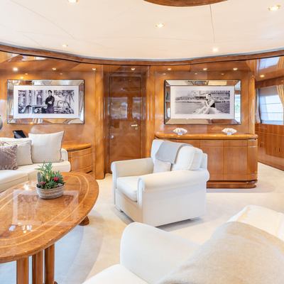 Lady G II Yacht 11
