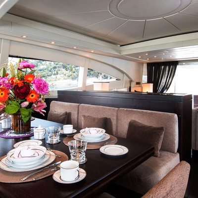 Blooms Yacht 8