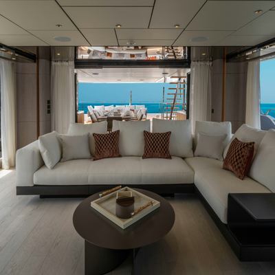 Fifi Yacht 13