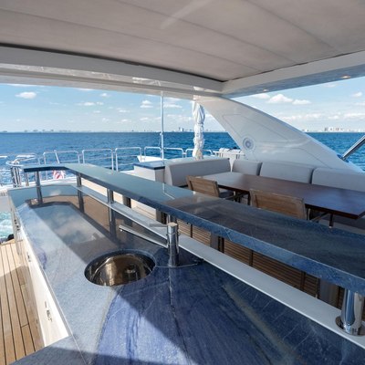 Satisfaction Yacht 13