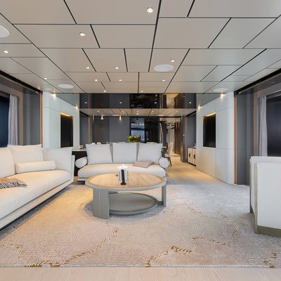 Lady Dia Yacht 11