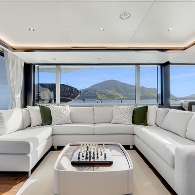 Roamer Yacht 11