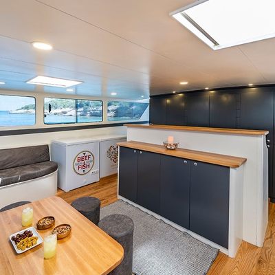 Golden Glory Yacht 13