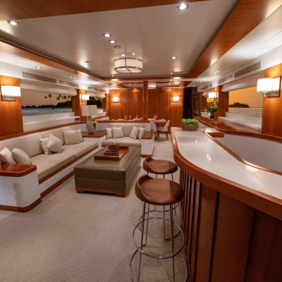 The Clubhouse Yacht 15