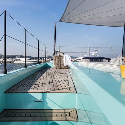 Orca Yacht 11