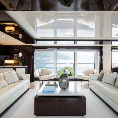 Noah Yacht 12