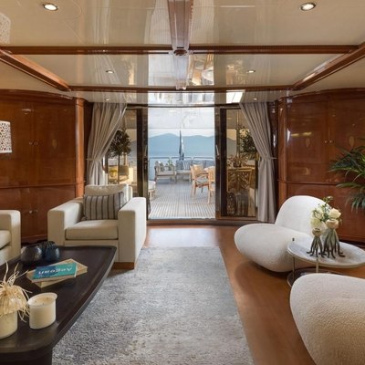 Oak Yacht 13