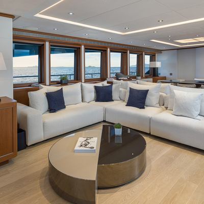 Talia Yacht 12