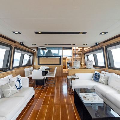 Bon Bon Yacht 11