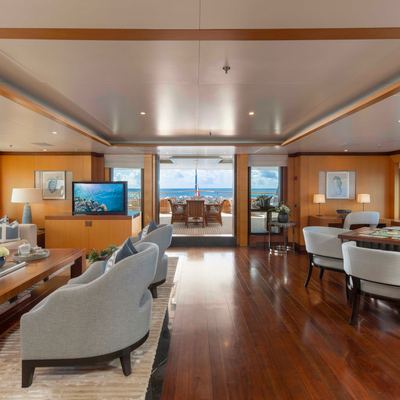 La Blanca Yacht 15