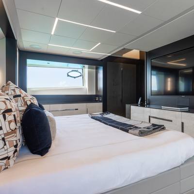 Time Off Yacht 14