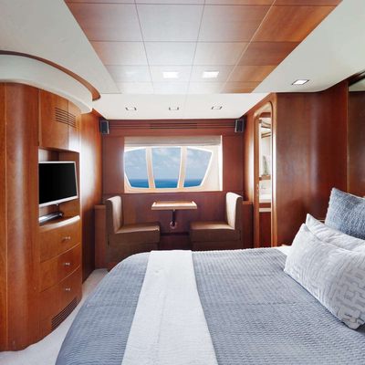 Truco II Yacht 15