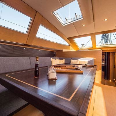 Kalinda Yacht 14