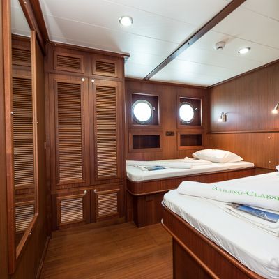 Chronos Yacht 8