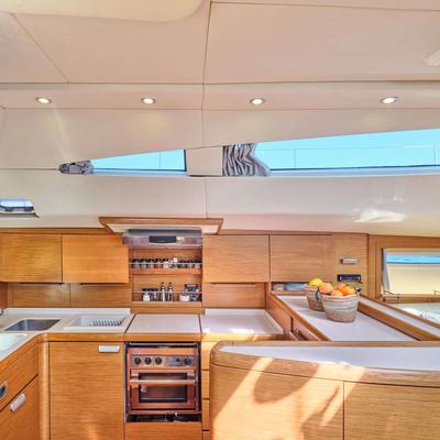 Shooting Star Yacht 14