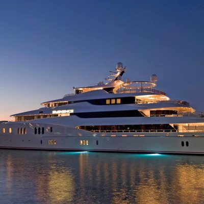 eminence yacht charter price