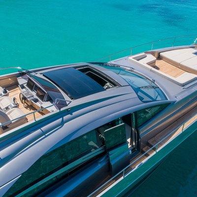 Beyond Yacht 15