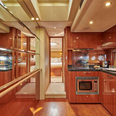 Ally Yacht 14