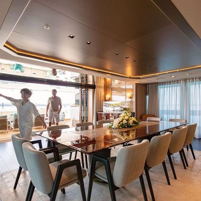 Rose d'Or Yacht 11