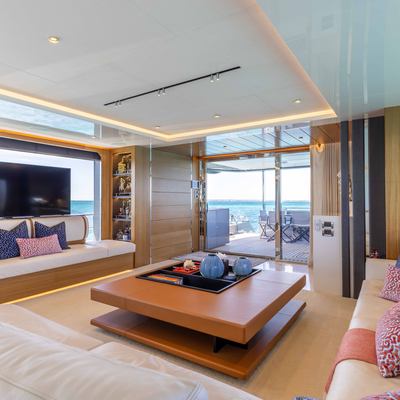 A Salt Weapon Yacht 12