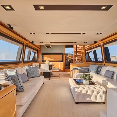 Bon Bon Yacht 11