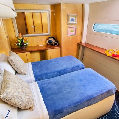 Zingara Yacht 13
