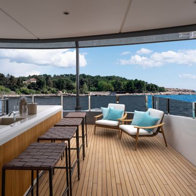 Canoe Canoe Yacht 14