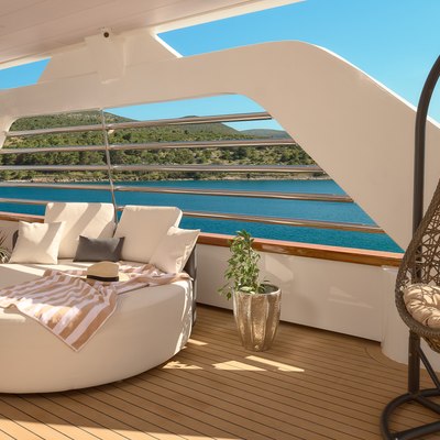 Cristal Yacht 13