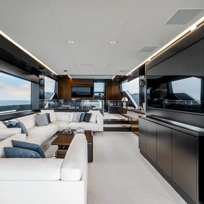 Coco Yacht 11