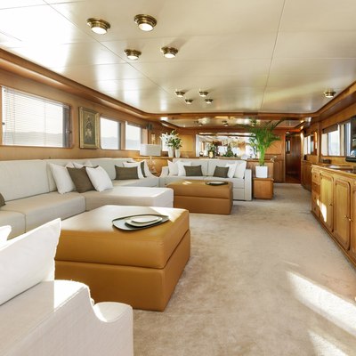 Backsoon Yacht 11