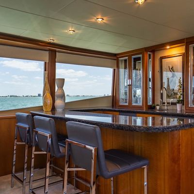 Voyager Yacht 14