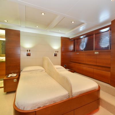 Beluga Yacht 14