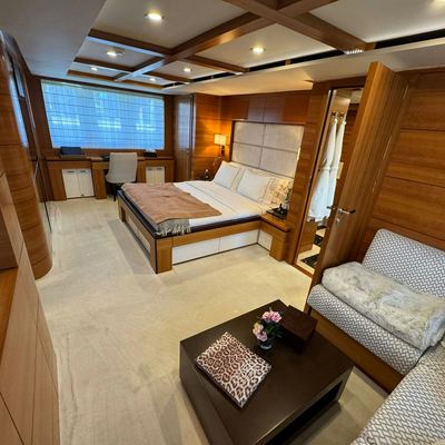 Arion Yacht 12