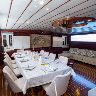Esma Sultan Yacht 12