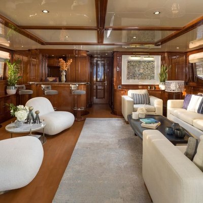 Oak Yacht 12