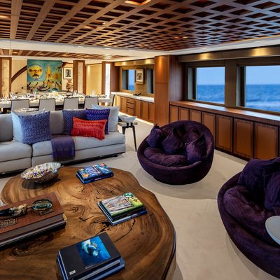 Champagne Seas Yacht 12