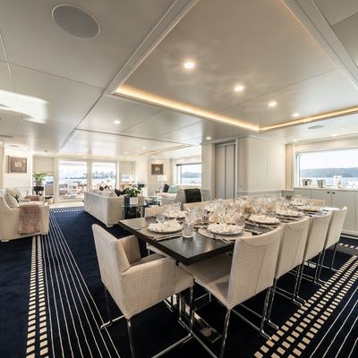 Jubilee Yacht 13