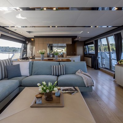 Eterna Yacht 11