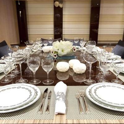 Five Yacht 13