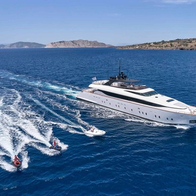 MAMMA MIA Yacht Charter Price - Maiora Yachts Luxury Yacht Charter