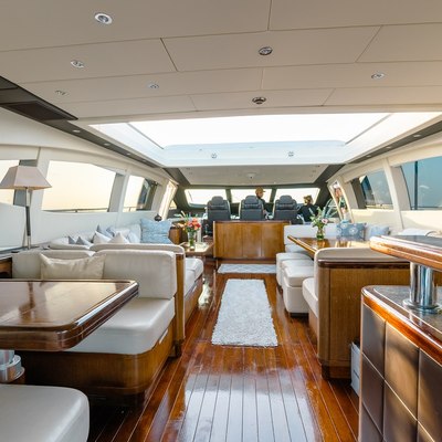 Scratch Yacht 11