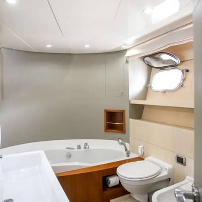 Sofia Y Yacht 14