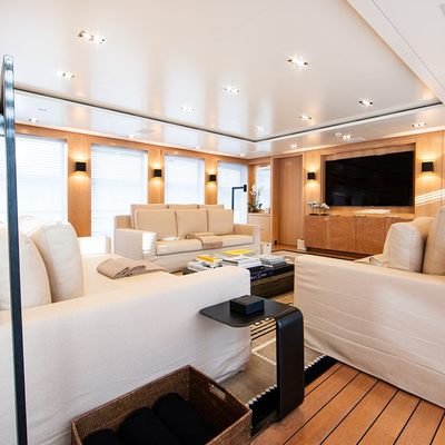 Belongers Yacht 13